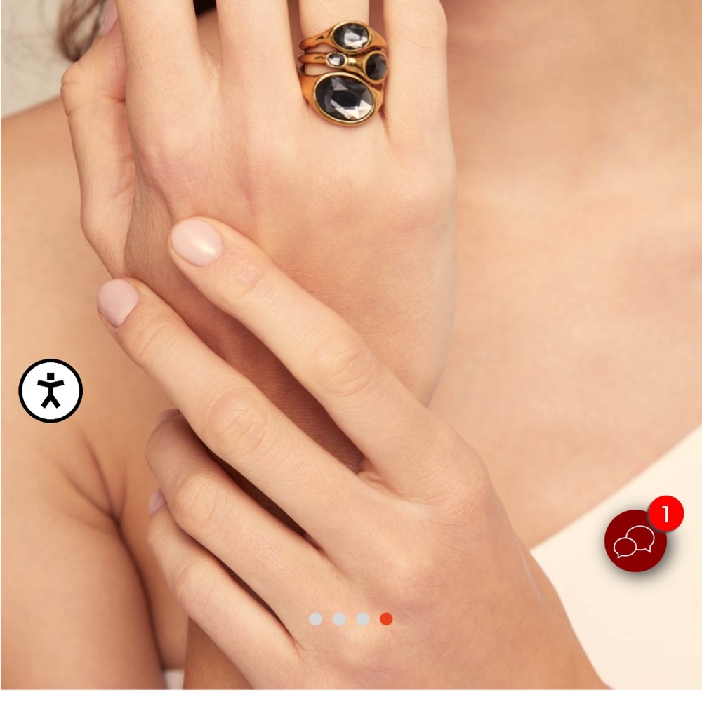 UNO de 50 Gold Ring with Crystals - Picture 3 of 9